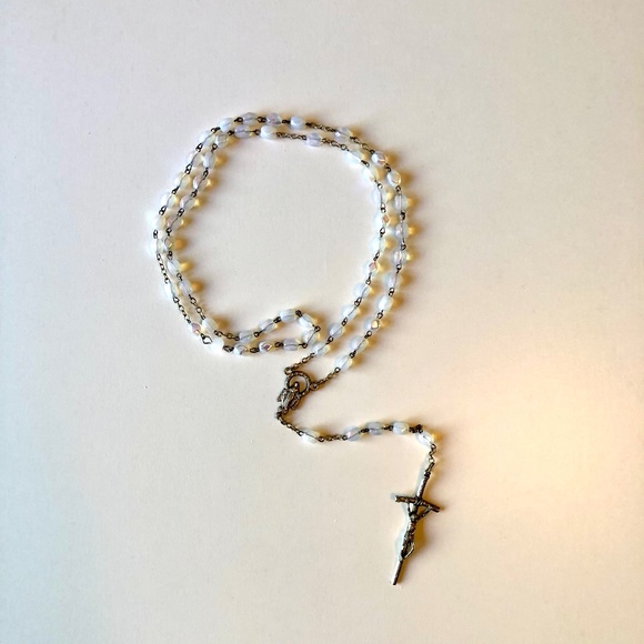 Rosary Beads - White Iridescent and Silver (Child) - Picture 2 of 6
